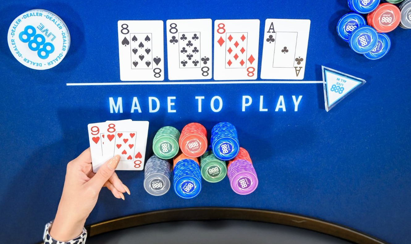 WATCH: Chess Superstar Picks Off Big Bluff In Livestreamed Poker Game -  Poker News